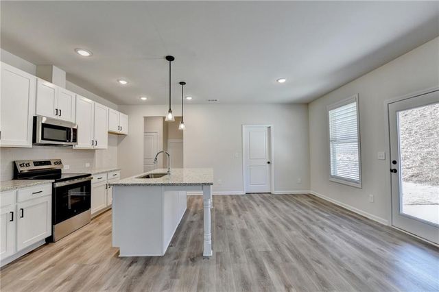 696 Rodeo Drive, Dacula, GA 30011