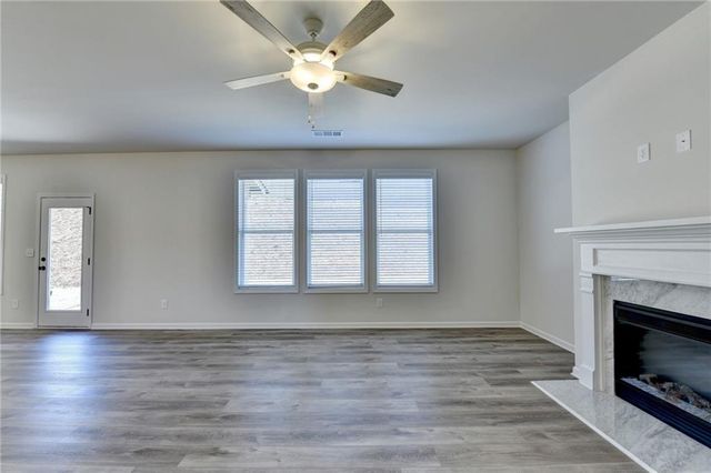 696 Rodeo Drive, Dacula, GA 30011