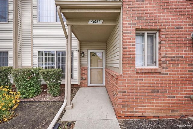 41061 Rose Lane, Clinton Township, MI 48036