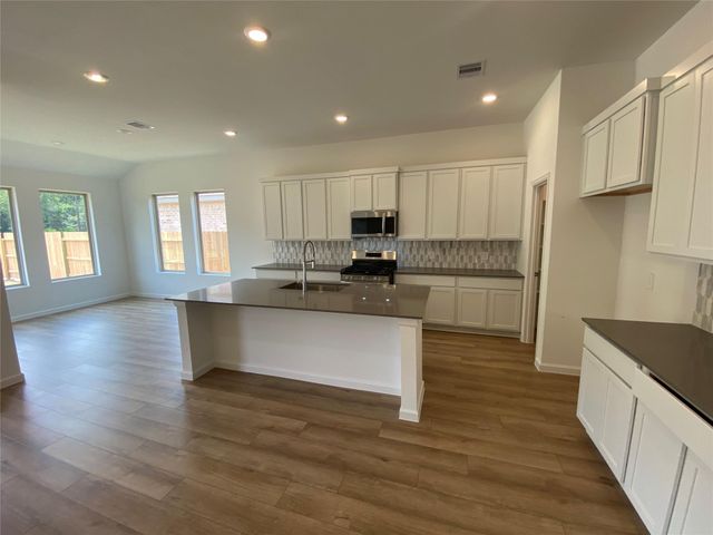 17907 Rillette Road, Conroe, TX 77302