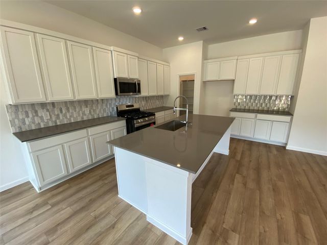 17907 Rillette Road, Conroe, TX 77302