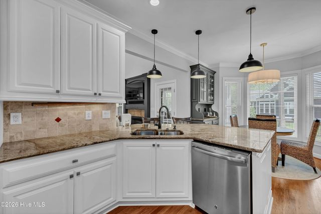 1530 Turnberry Lane SE, Bolivia, NC 28422