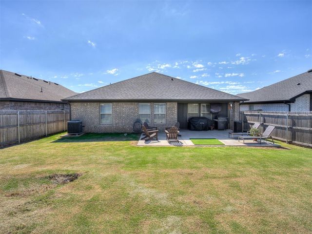 13317 SW 5th Street, Yukon, OK 73099