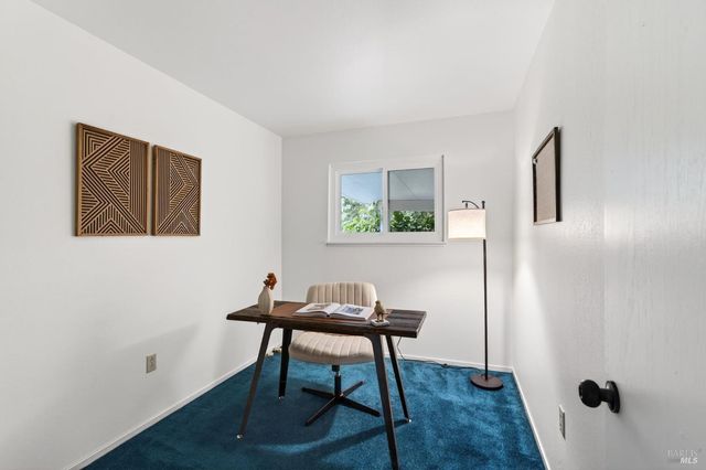 6174 San Benito Ct, Rohnert Park, CA 94928