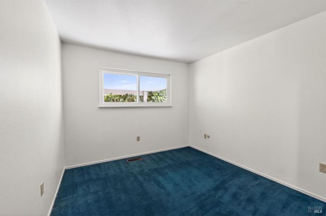 6174 San Benito Ct, Rohnert Park, CA 94928