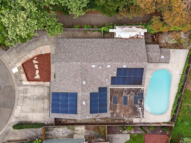 6174 San Benito Ct, Rohnert Park, CA 94928