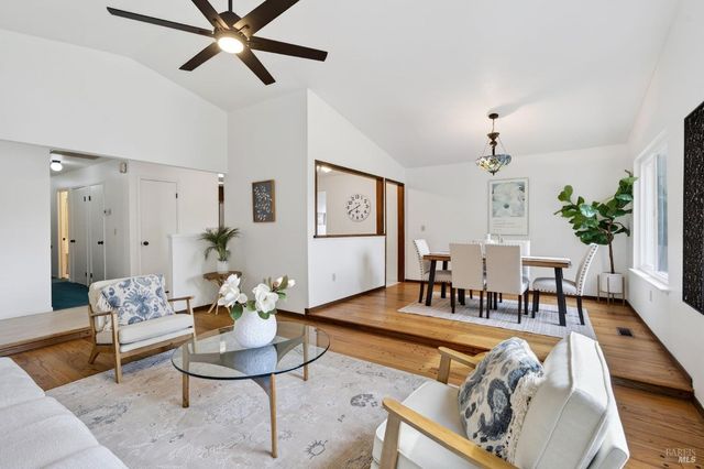 6174 San Benito Ct, Rohnert Park, CA 94928