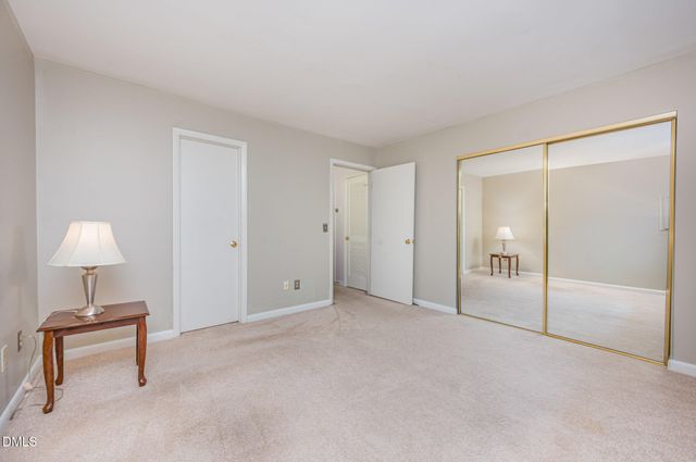 380 Summerwalk Circle, Chapel Hill, NC 27517