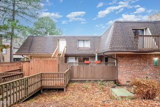 380 Summerwalk Circle, Chapel Hill, NC 27517