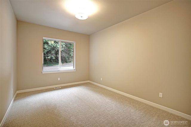 2802 Park Drive, Camano Island, WA 98282