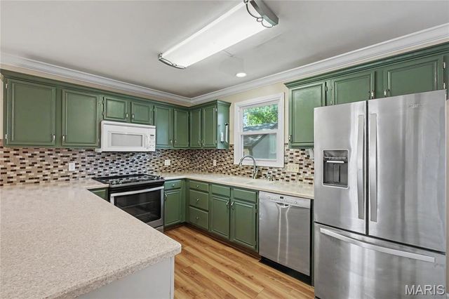 330 Reighley Place, Florissant, MO 63031