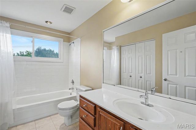 330 Reighley Place, Florissant, MO 63031