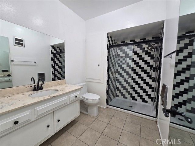 3500 W Manchester 337, Inglewood, CA 90305