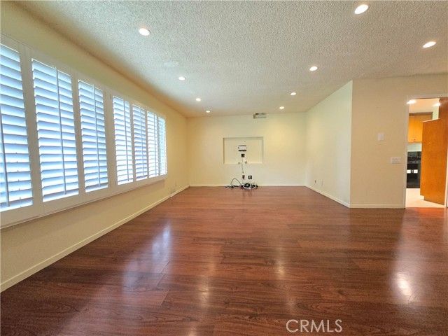 3500 W Manchester 337, Inglewood, CA 90305