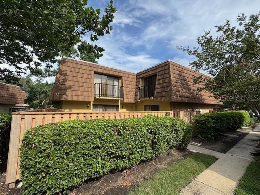 5327 BAMBOO COURT 426, Orlando, FL 32811