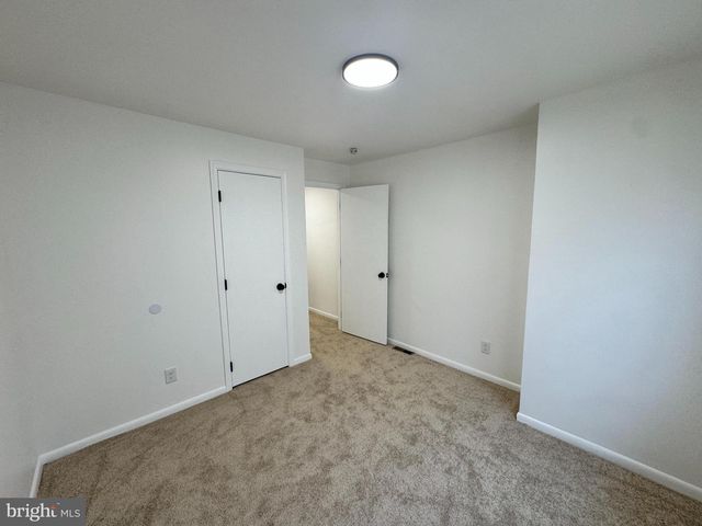 2503 N PINE ST, Wilmington, DE 19802