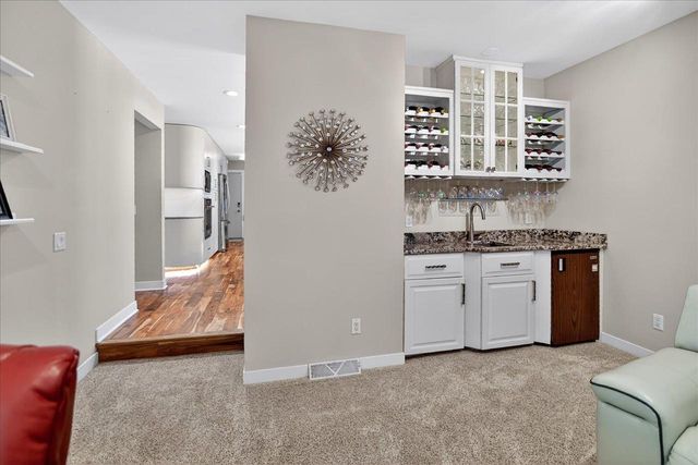 6207 Indian Mound Drive, Mcfarland, WI 53558