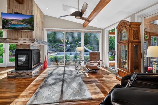 6207 Indian Mound Drive, Mcfarland, WI 53558