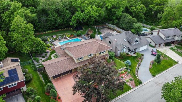 6207 Indian Mound Drive, Mcfarland, WI 53558