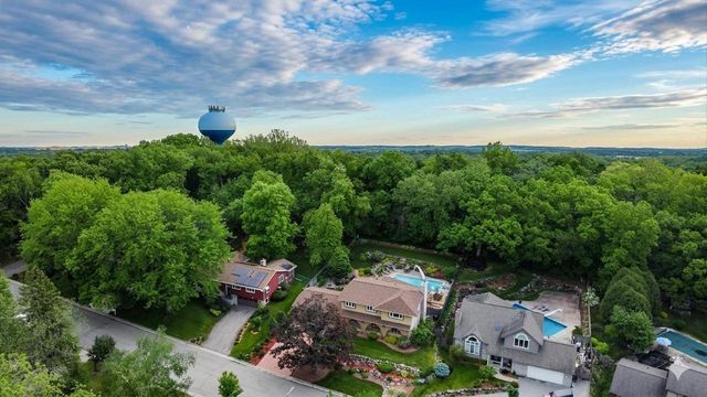 6207 Indian Mound Drive, Mcfarland, WI 53558