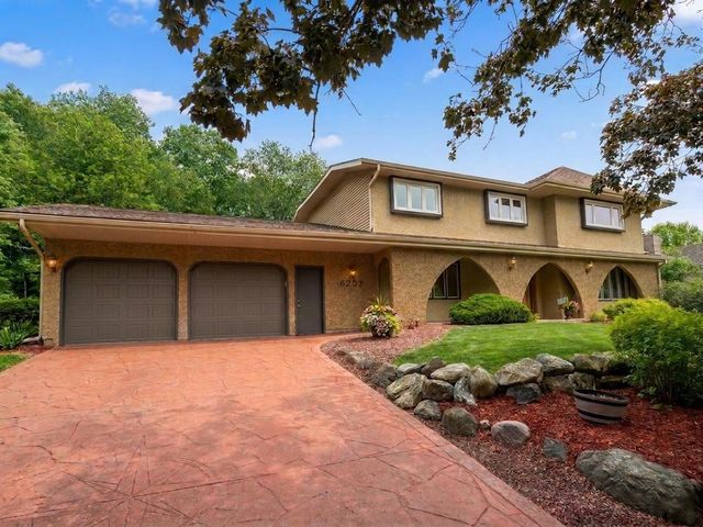 6207 Indian Mound Drive, Mcfarland, WI 53558