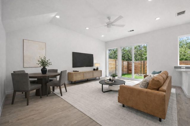 2000 Riverside Farms RD 18101, Austin, TX 78741