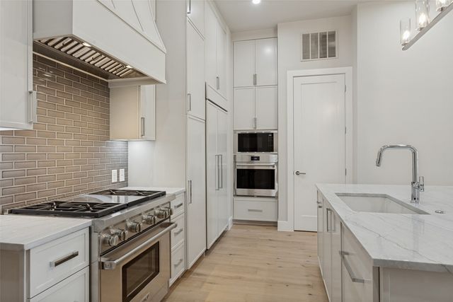 49 Arta Drive 102, Westlake, TX 76262