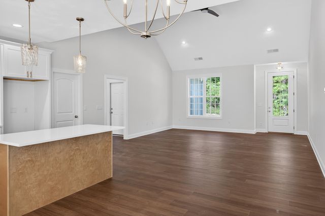 413 Haig Mill Lake Road 5, Dalton, GA 30720