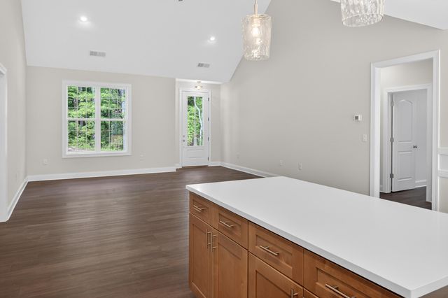 413 Haig Mill Lake Road 5, Dalton, GA 30720