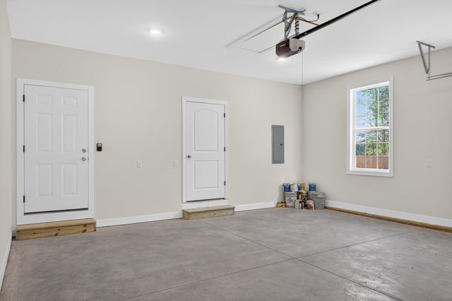413 Haig Mill Lake Road 5, Dalton, GA 30720