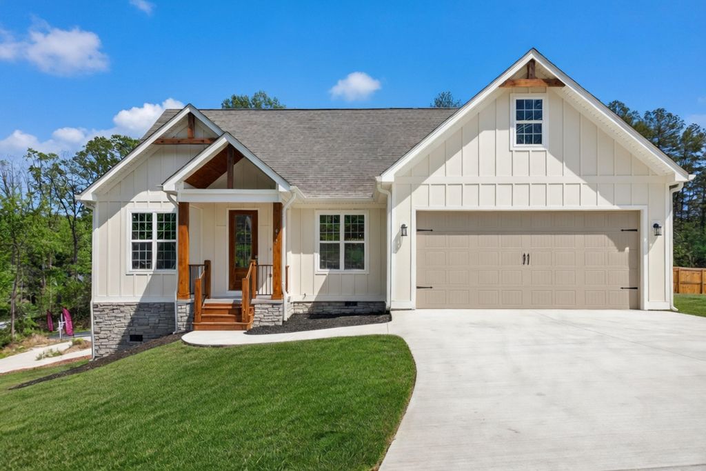 413 Haig Mill Lake Road 5, Dalton, GA 30720