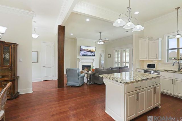 7323 Bessie Dr, Denham Springs, LA 70706