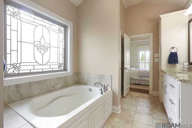 7323 Bessie Dr, Denham Springs, LA 70706