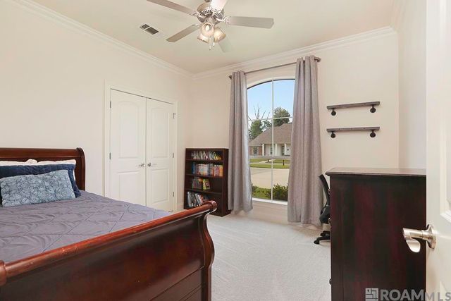 7323 Bessie Dr, Denham Springs, LA 70706