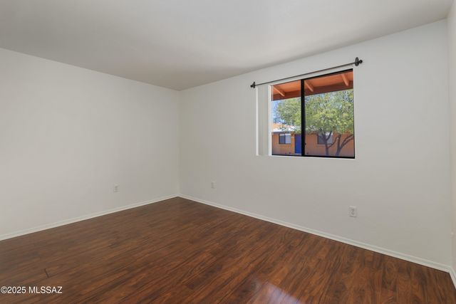 350 N Silverbell Rd Apt 191, Tucson, AZ 85745