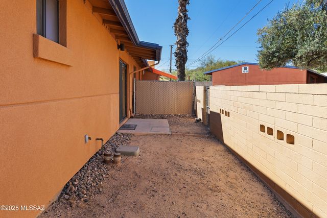 350 N Silverbell Rd Apt 191, Tucson, AZ 85745