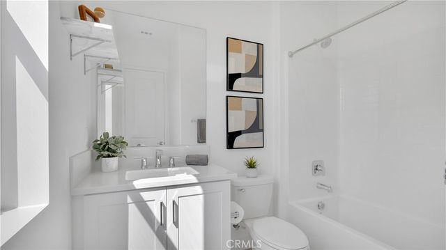 157 Sawbuck, Irvine, CA 92618