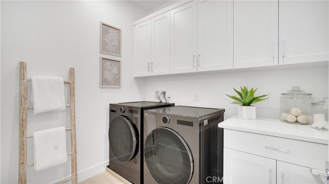 157 Sawbuck, Irvine, CA 92618