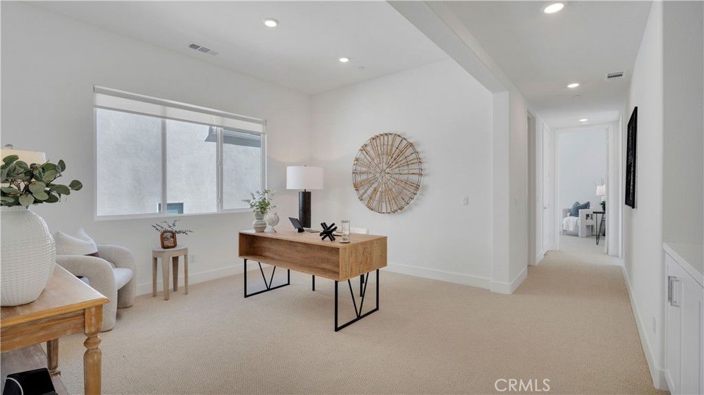 Image 26 of property listing at 157 Sawbuck, Irvine, CA 92618