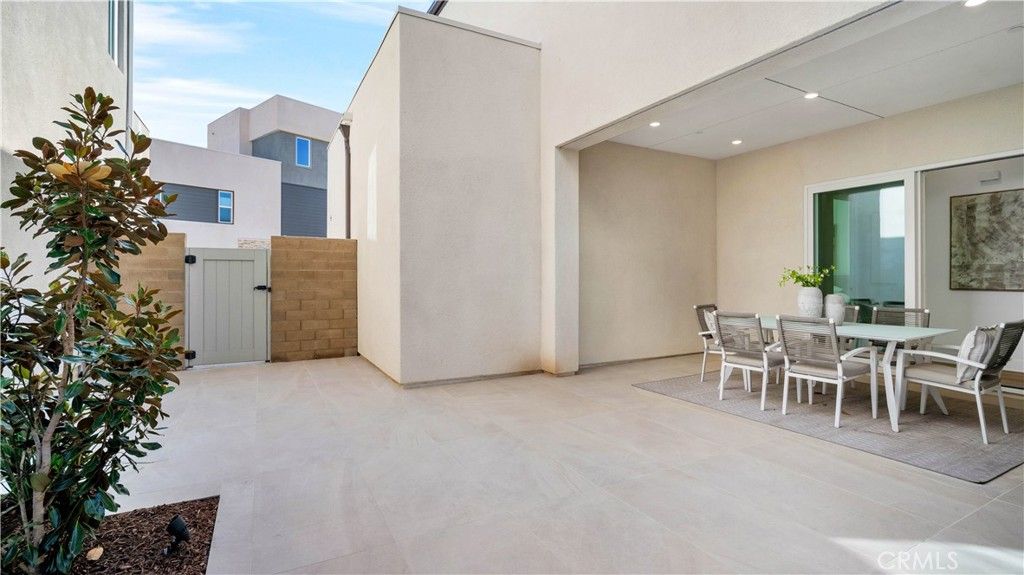 Image 45 of property listing at 157 Sawbuck, Irvine, CA 92618