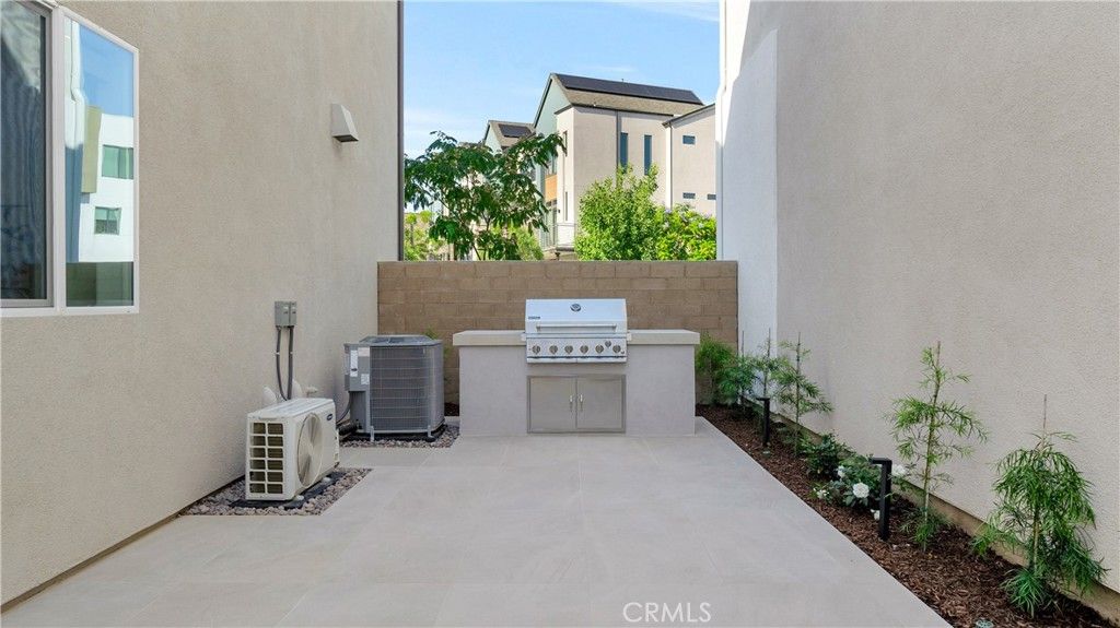 Image 47 of property listing at 157 Sawbuck, Irvine, CA 92618