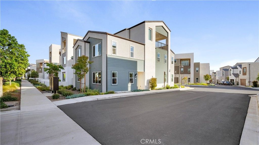 Image 51 of property listing at 157 Sawbuck, Irvine, CA 92618