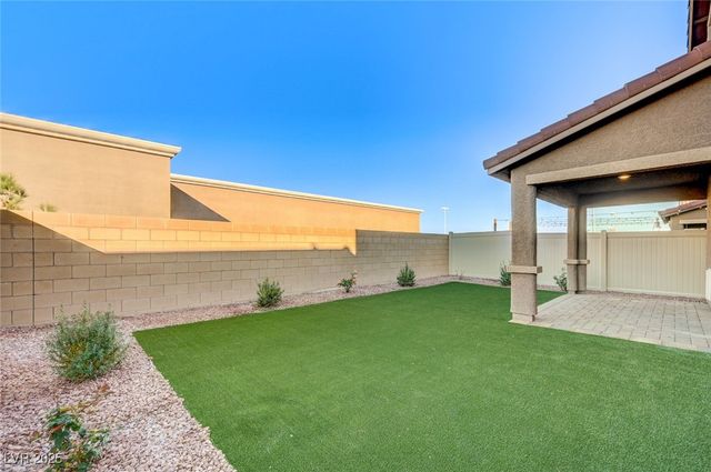 1624 Desert Path Avenue, North Las Vegas, NV 89032