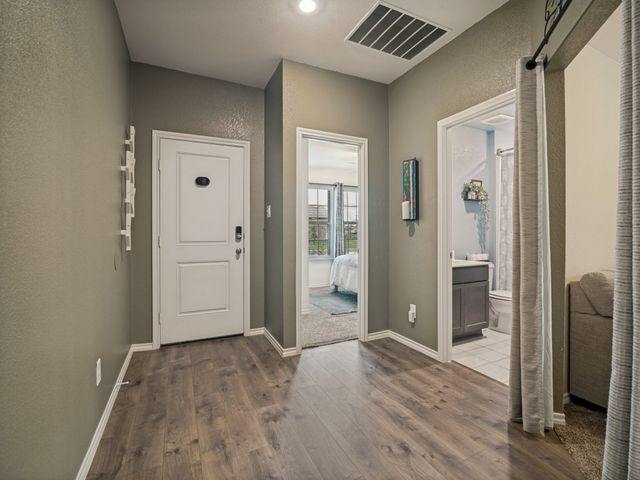 709 Darlington Oak Avenue, Royse City, TX 75189
