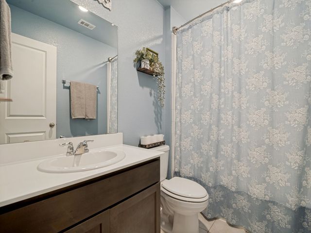 709 Darlington Oak Avenue, Royse City, TX 75189