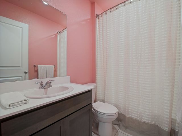 709 Darlington Oak Avenue, Royse City, TX 75189