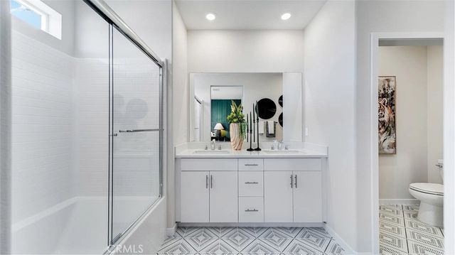 2697 Cloudview Privado, Ontario, CA 91761