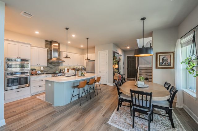 1401 Roundup Way, Argyle, TX 76226