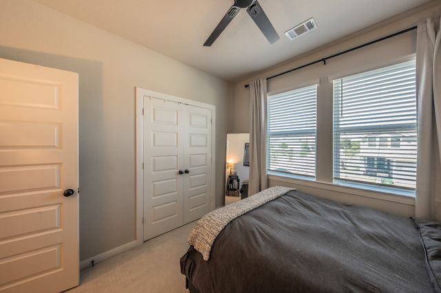 1401 Roundup Way, Argyle, TX 76226