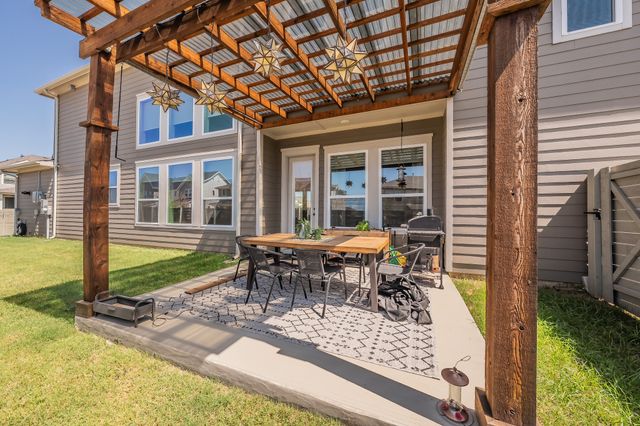 1401 Roundup Way, Argyle, TX 76226